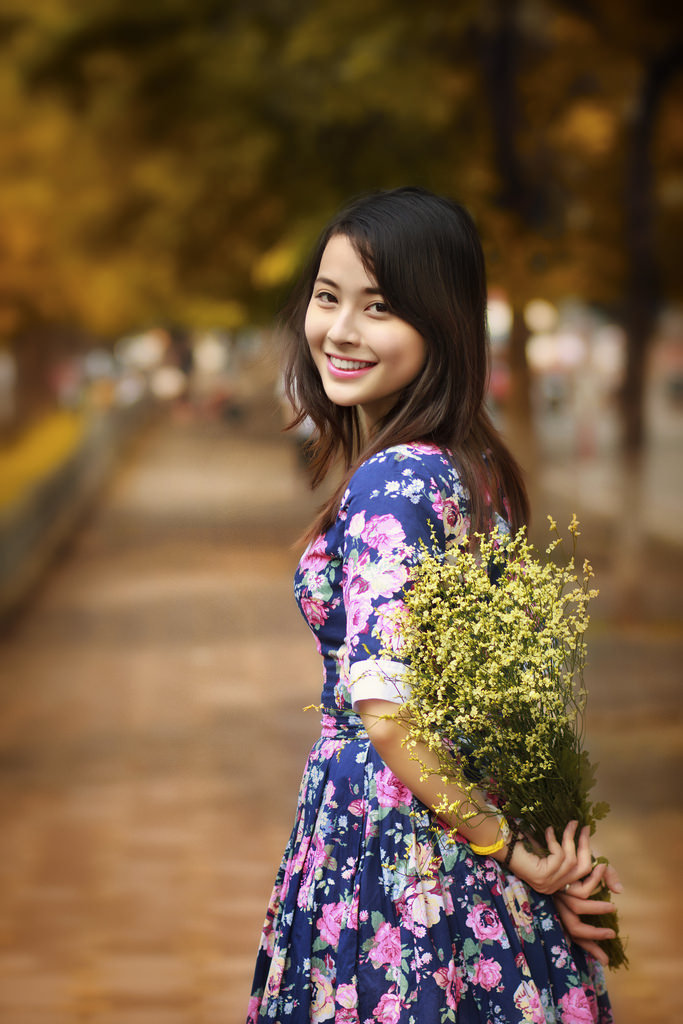 小小的她短劇免費(fèi)觀看